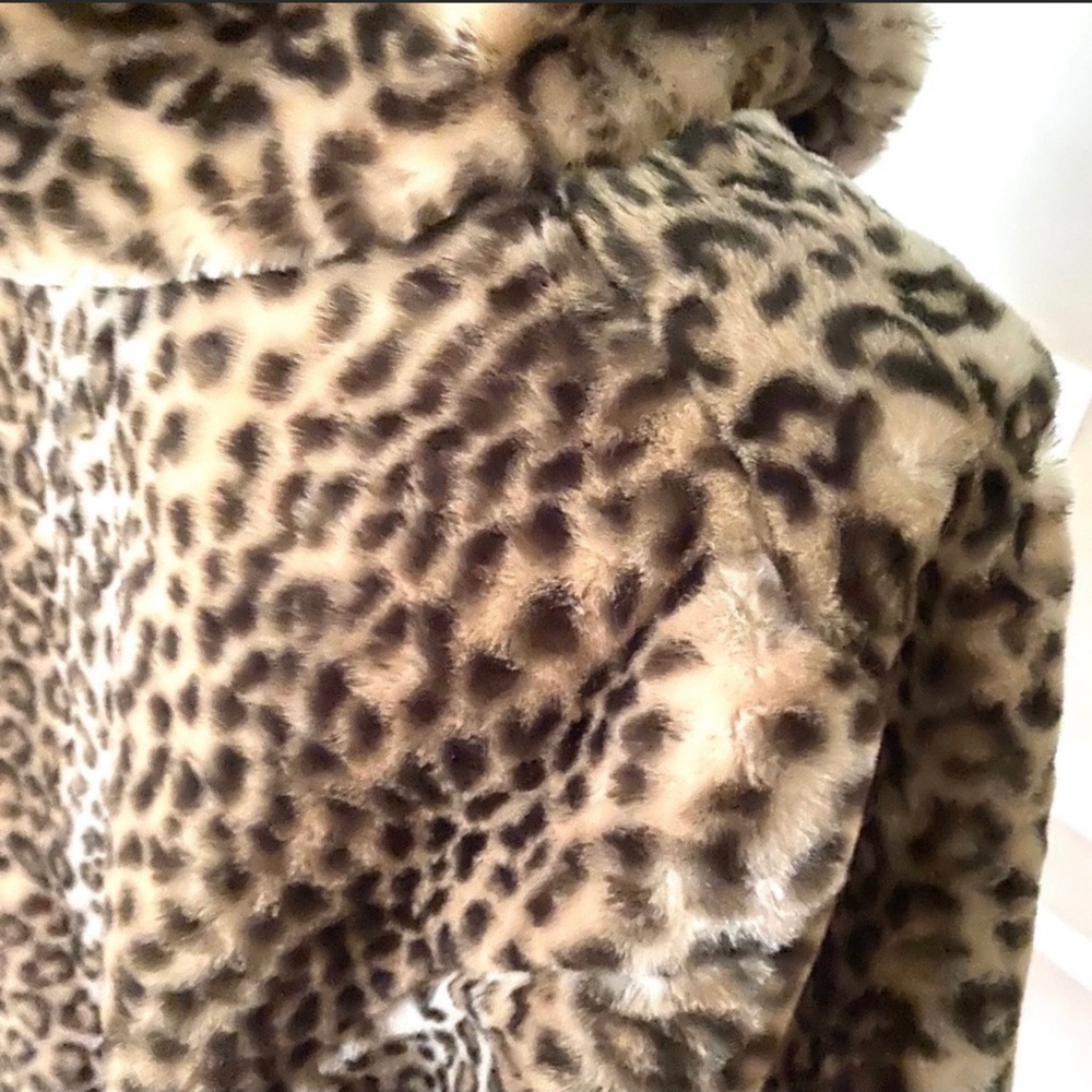 VINTAGE Leopard Suede and Faux Fur Coat - Picture 5 of 13